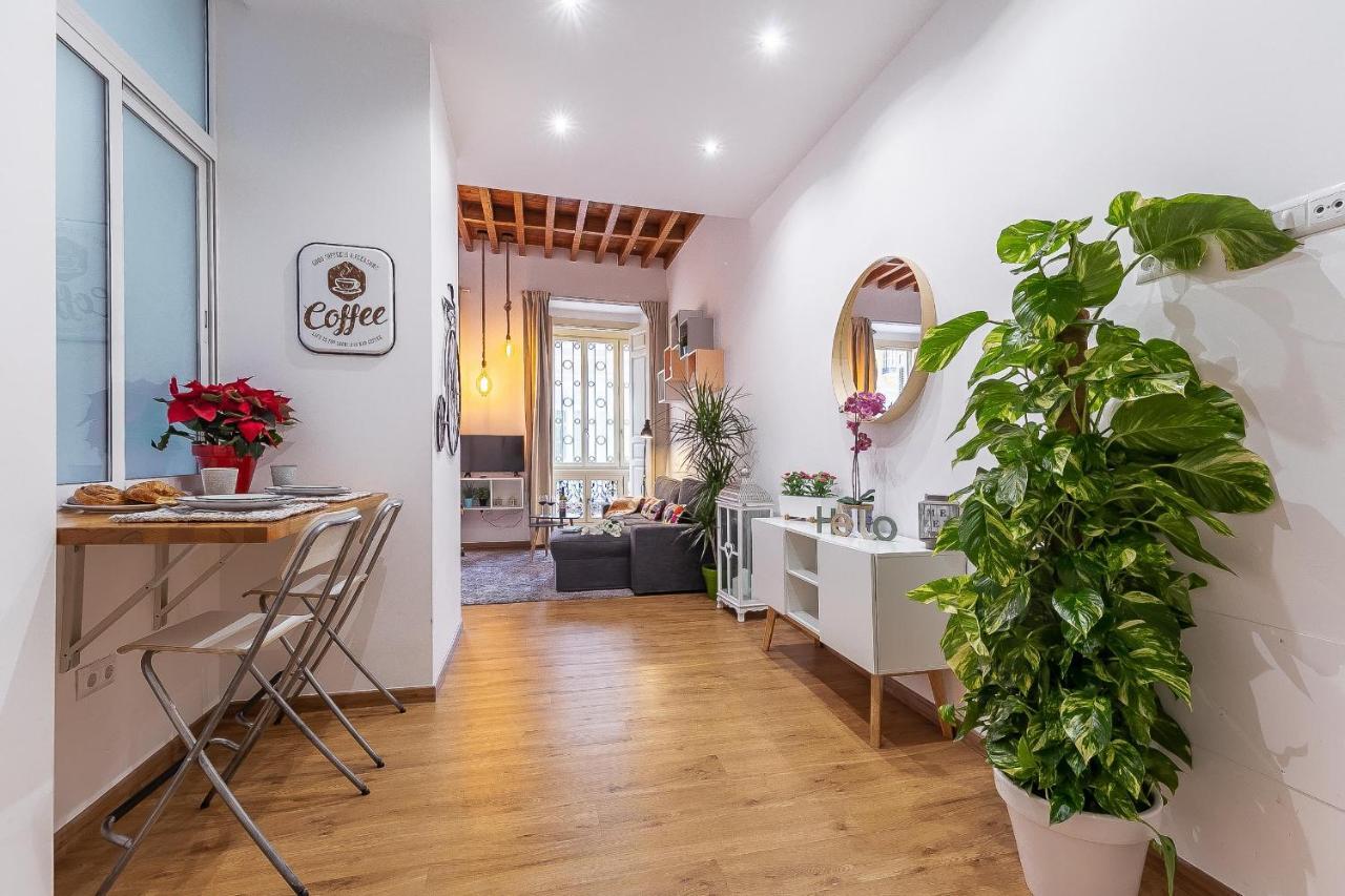 Larios Deluxe Studio Малага Екстериор снимка
