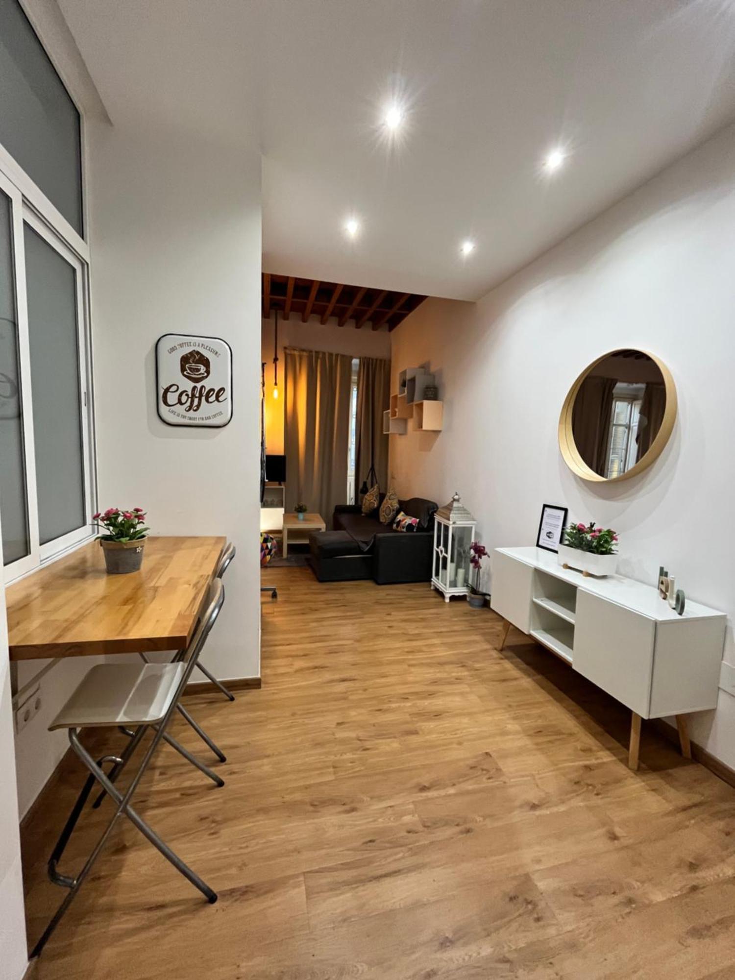 Larios Deluxe Studio Малага Екстериор снимка